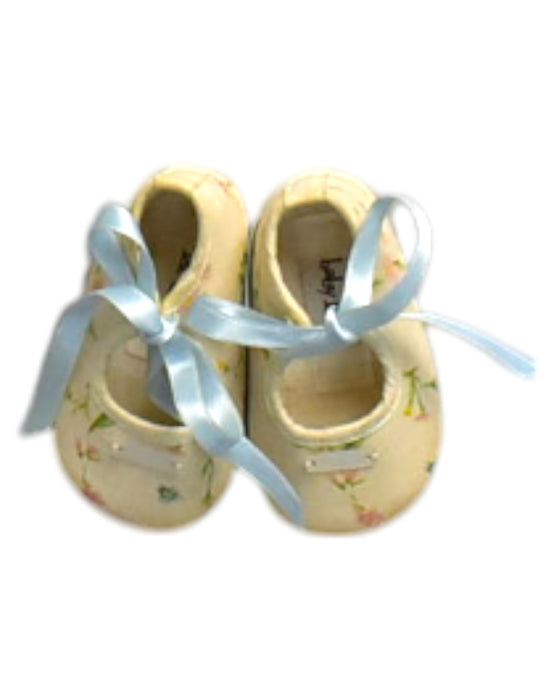 A Beige Booties from Dior in size Newborn for neutral. (Back View)