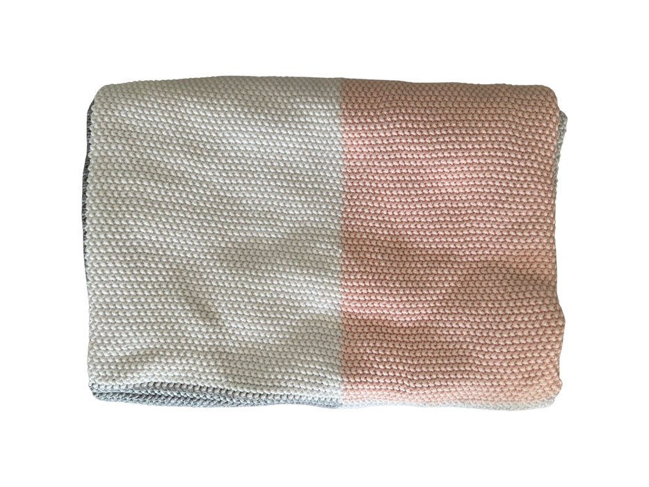 A Grey Blankets from Seed in size O/S for neutral. (Back View)