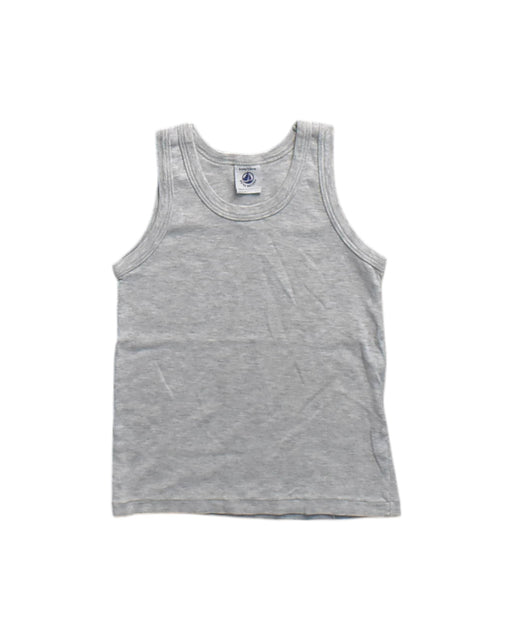 A Grey Sleeveless T Shirts from Petit Bateau in size 6T for neutral. (Front View)