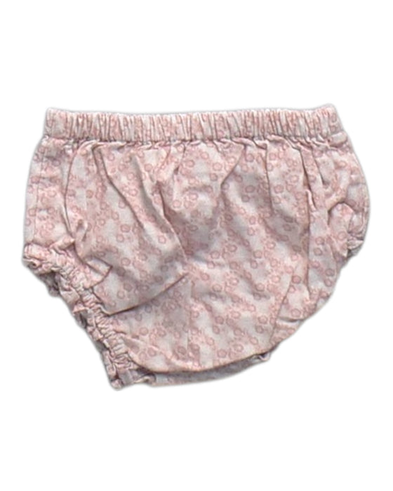 A Pink Bloomers from dulces in size 6-12M for neutral. (Back View)