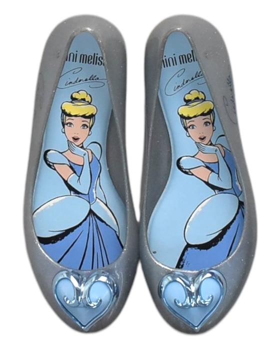 A Silver Flats from Mini Melissa Disney in size 6T for girl. (Back View)