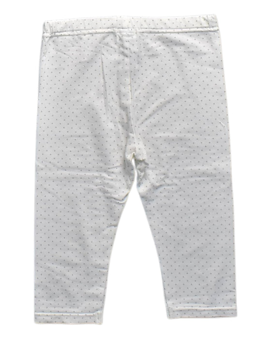 A White Leggings from Hakka in size 5T for girl. (Back View)