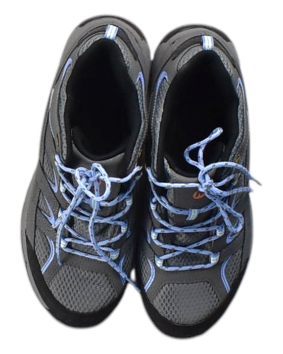 A Grey Sneakers from Merrell in size 11Y for boy. (Back View)