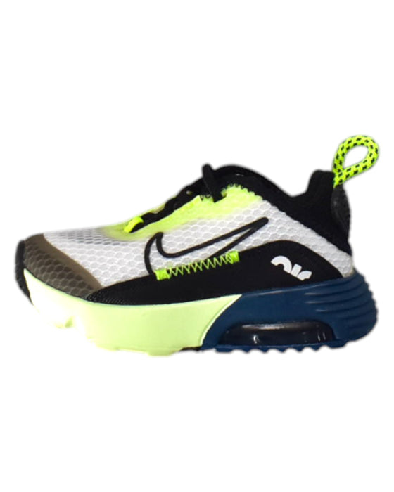 A Multicolour Sneakers from Nike in size 12-18M for boy. (Front View)