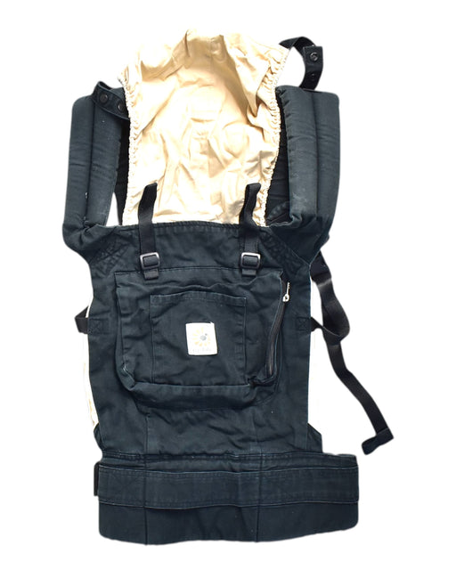 A Black Baby Carriers from Ergobaby in size O/S for neutral. (Front View)