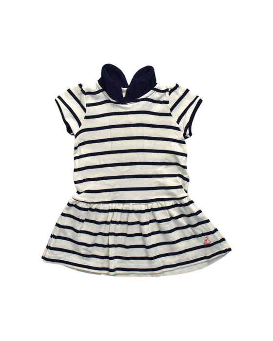 A White Short Sleeve Dresses from Petit Bateau in size 6-12M for girl. (Front View)