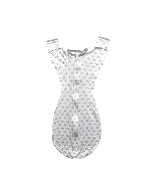 A White Swaddles from Swaddle Designs in size 3-6M for neutral. (Front View)