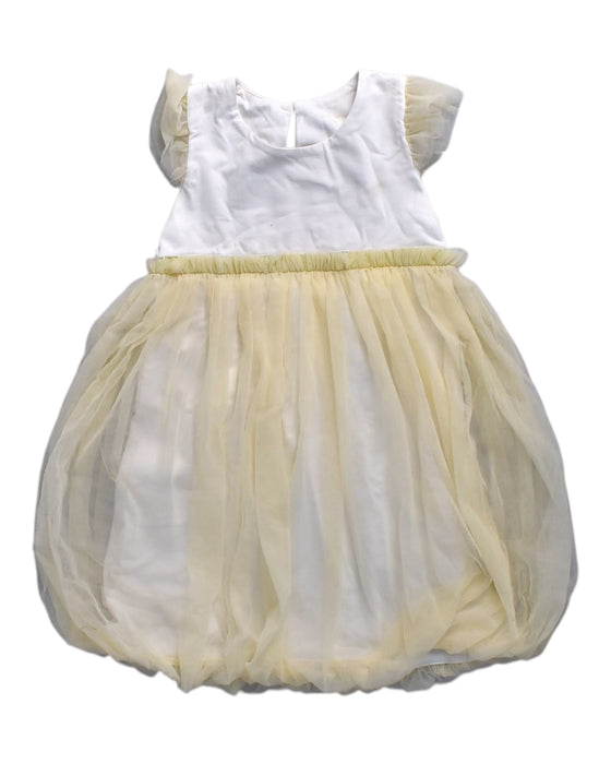 A White Sleeveless Dresses from Le Petit Society in size 4T for girl. (Front View)