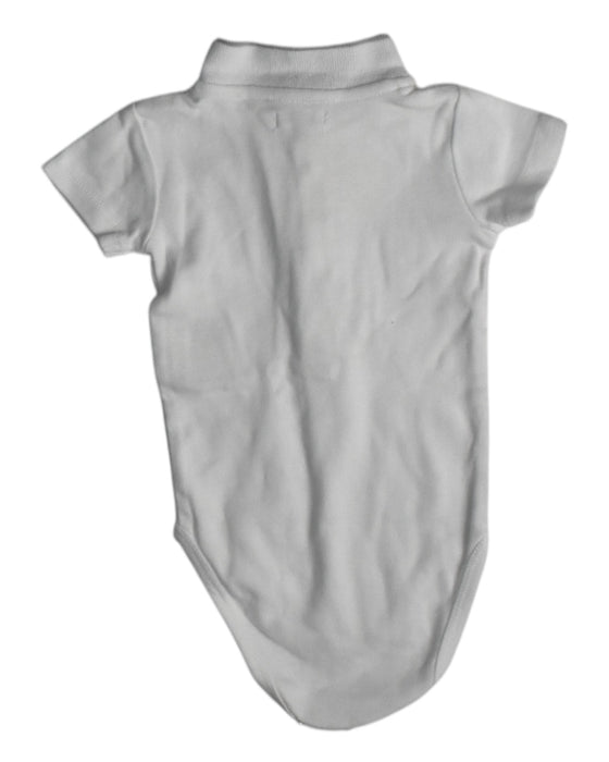 A White Short Sleeve Bodysuits from Bout'Chou in size 3-6M for neutral. (Back View)