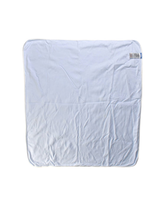 A White Blankets from Jacadi in size O/S for neutral. (Back View)
