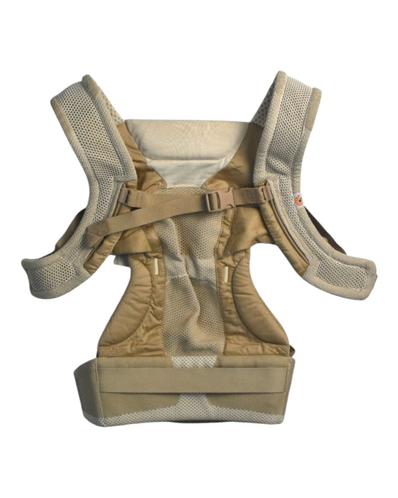 A Beige Baby Carriers from Ergobaby in size O/S for women. (Back View)