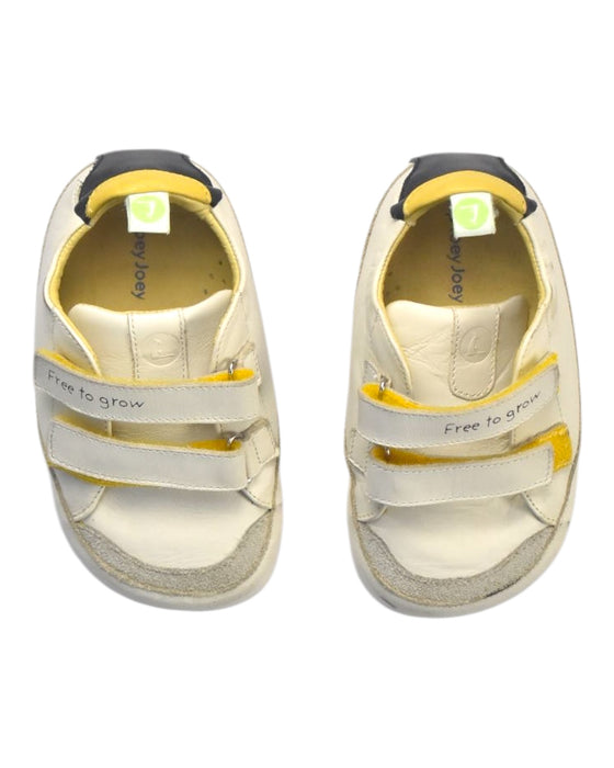 A White Sneakers from Tip Top Joey in size 18-24M for boy. (Back View)