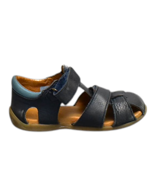 A Black Sandals from Froddo in size 3T for neutral. (Front View)