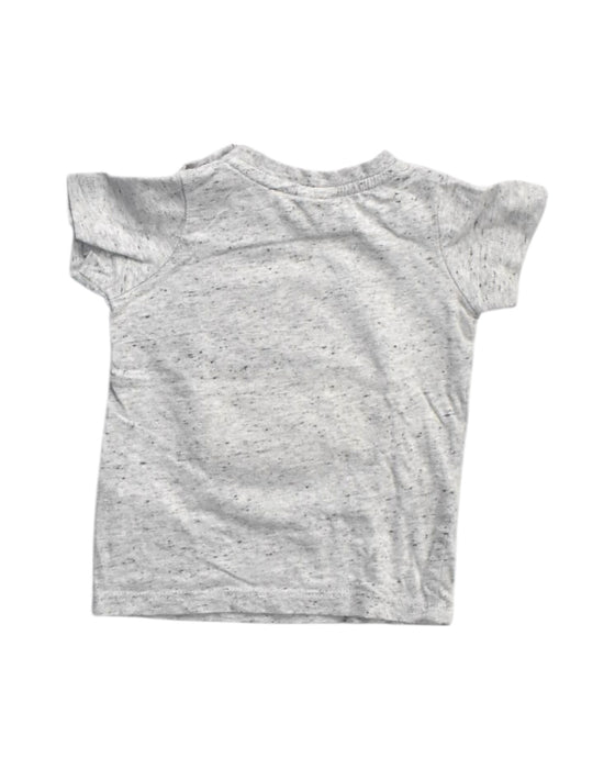 A Grey Short Sleeve Tops from Seed in size 3-6M for boy. (Back View)