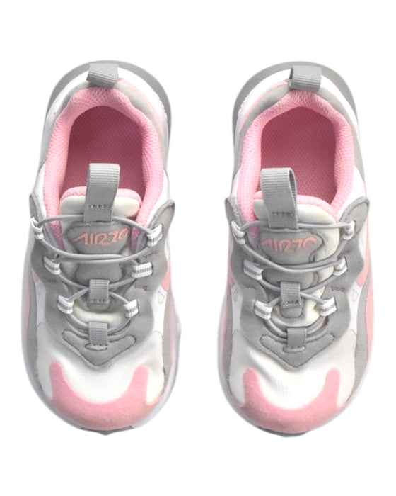 A Multicolour Sneakers from Nike in size 18-24M for girl. (Back View)