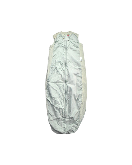 A White Sleepsacs from ErgoPouch in size 0-3M for neutral. (Front View)