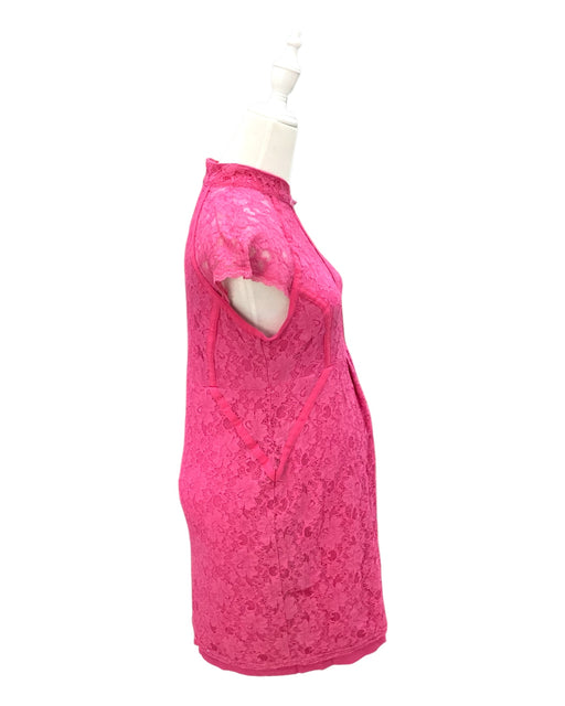 A Pink Short Sleeve Dresses from Spring in size Maternity-M for maternity. (Front View)