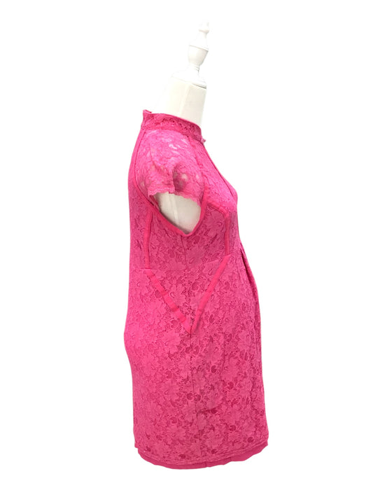 A Pink Short Sleeve Dresses from Spring in size Maternity-M for maternity. (Front View)