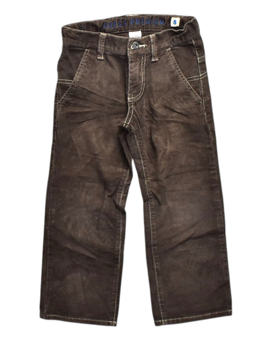 A Brown Jeans from Guess in size 5T for boy. (Front View)