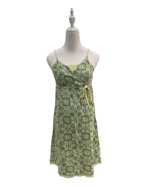 A Green Sleeveless Dresses from Spring in size Maternity-S for maternity. (Front View)