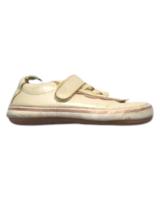 A Beige Sneakers from Tip Toey Joey in size 18-24M for girl. (Front View)