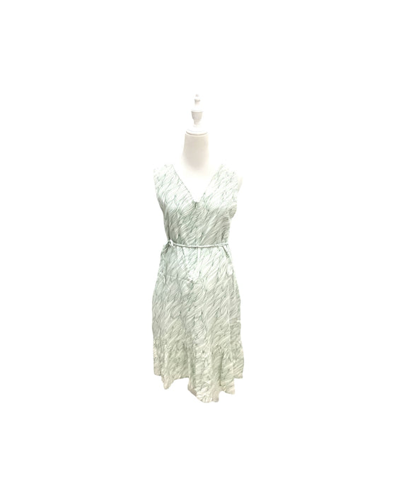 A Green Sleeveless Dresses from Dear in size Maternity-M for maternity. (Back View)