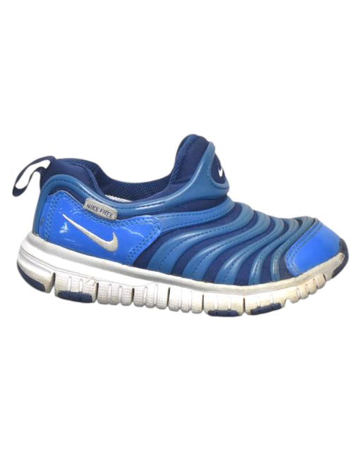 A Blue Sneakers from Nike in size 5T for boy. (Front View)