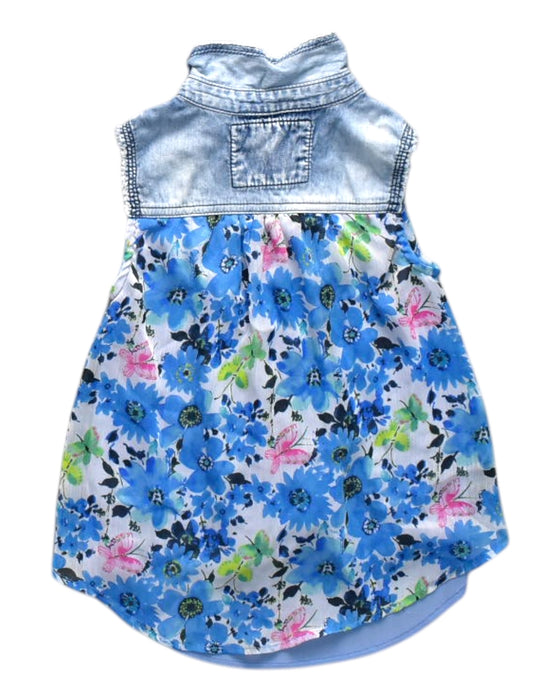 A Multicolour Sleeveless Shirts from Guess in size 3-6M for girl. (Back View)