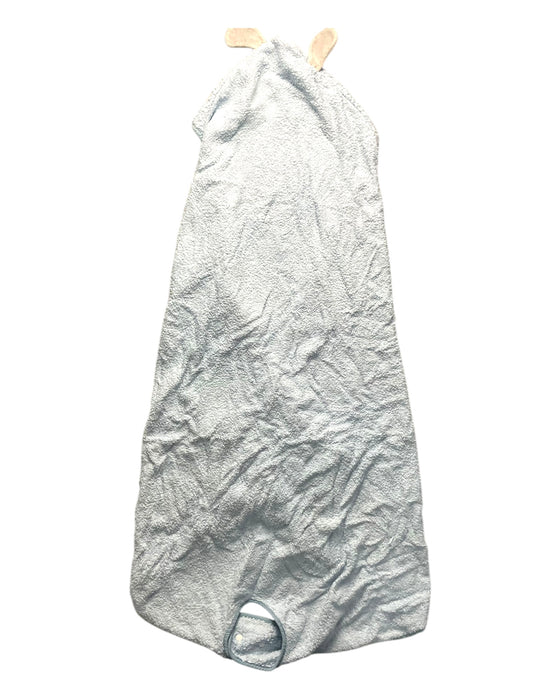 A Blue Towels from ClevaMama in size 4T for neutral. (Back View)