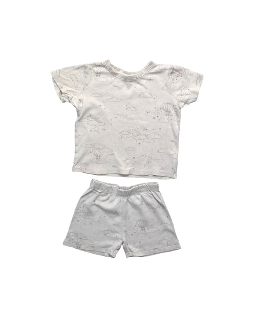 A White Shorts Sets from Purebaby in size 3T for boy. (Front View)