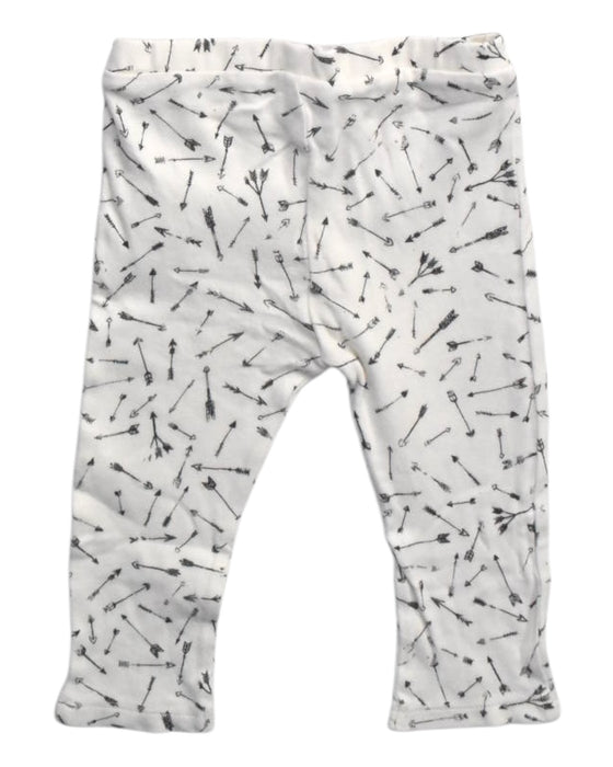 A White Leggings from Hunter + Boo in size 6-12M for girl. (Back View)