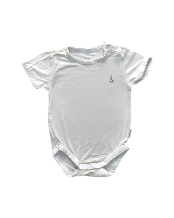 A White Short Sleeve Bodysuits from Raph and Remy in size 3-6M for neutral. (Front View)