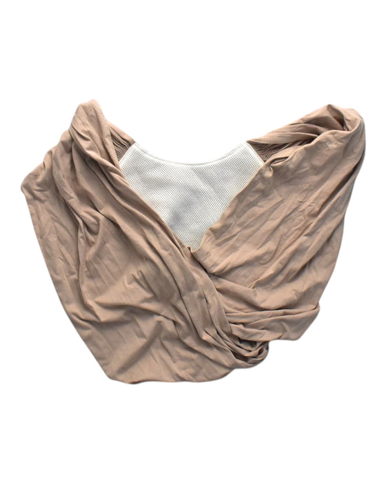 A Beige Baby Carriers from Konny in size M for maternity. (Front View)