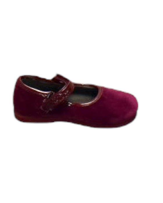 A Burgundy Flats from Victoria in size 18-24M for girl. (Front View)