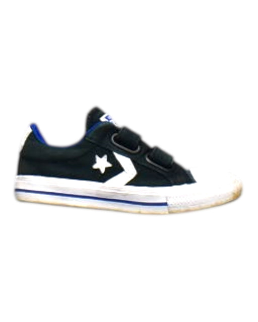 A Black Sneakers from Converse in size 3T for neutral. (Front View)