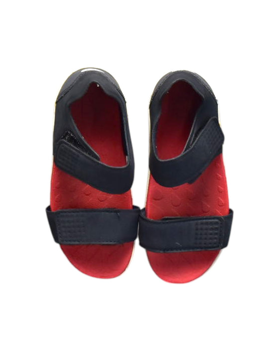 A Black Sandals from Bobux in size 3T for neutral. (Back View)