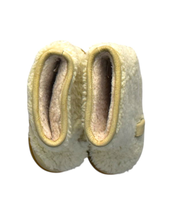 A Beige Booties from Donsje in size 4T for neutral. (Back View)