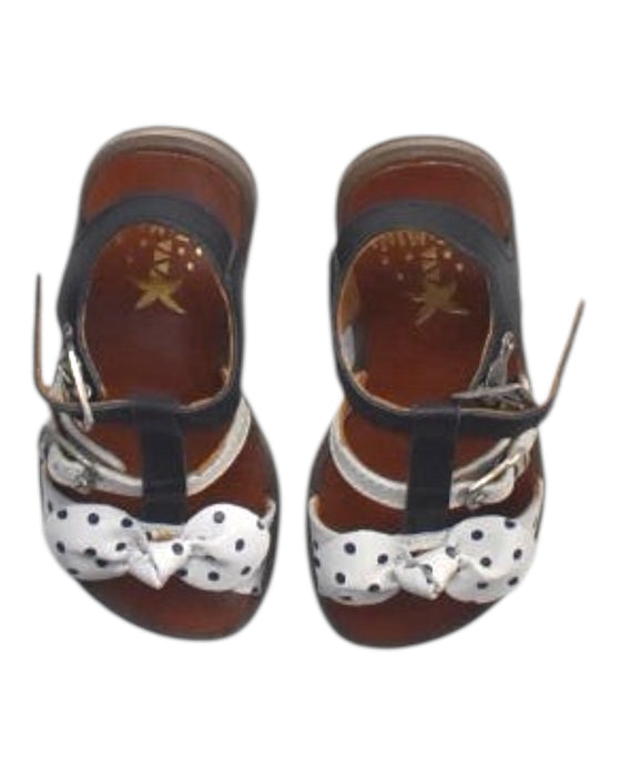 A Multicolour Sandals from Catimini in size 3T for girl. (Back View)