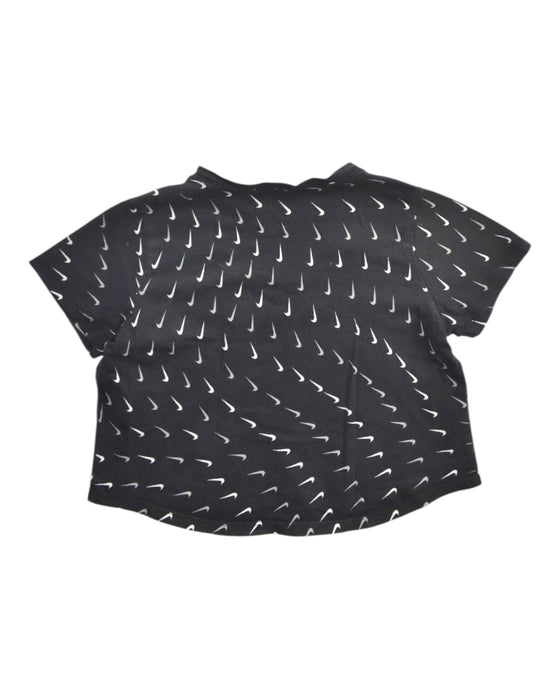 A Black Short Sleeve T Shirts from Nike in size 6T for boy. (Back View)