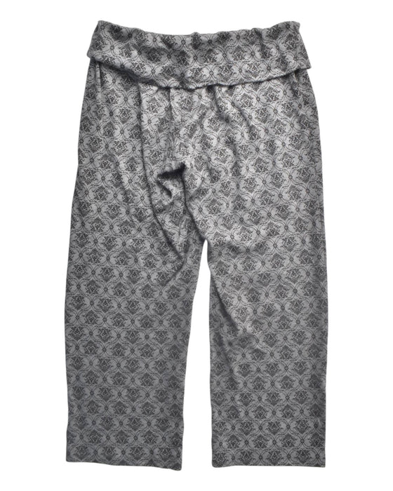 A Grey Casual Pants from Annee Matthew in size Maternity-S for maternity. (Back View)