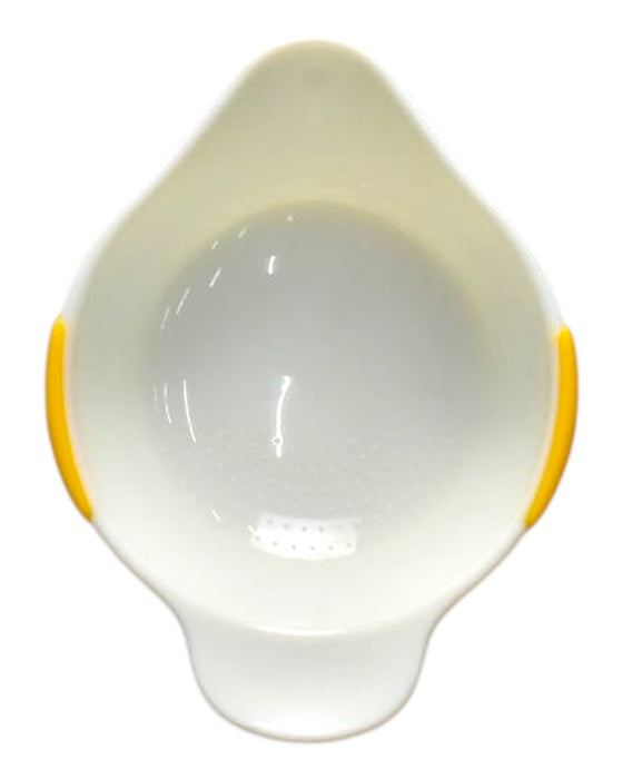 A White Utensils & Containers from Richell in size O/S for neutral. (Front View)