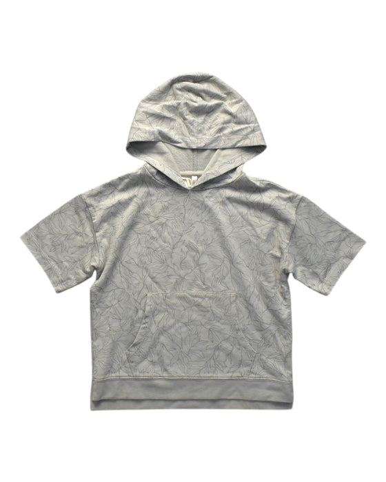 A Grey Hooded Sweatshirts from Rylee + Cru in size 7Y for girl. (Front View)