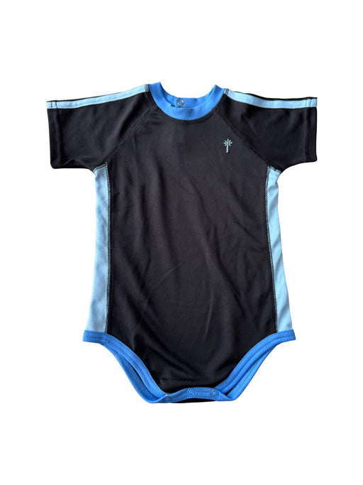 A Black Short Sleeve Bodysuits from i play in size 12-18M for boy. (Front View)