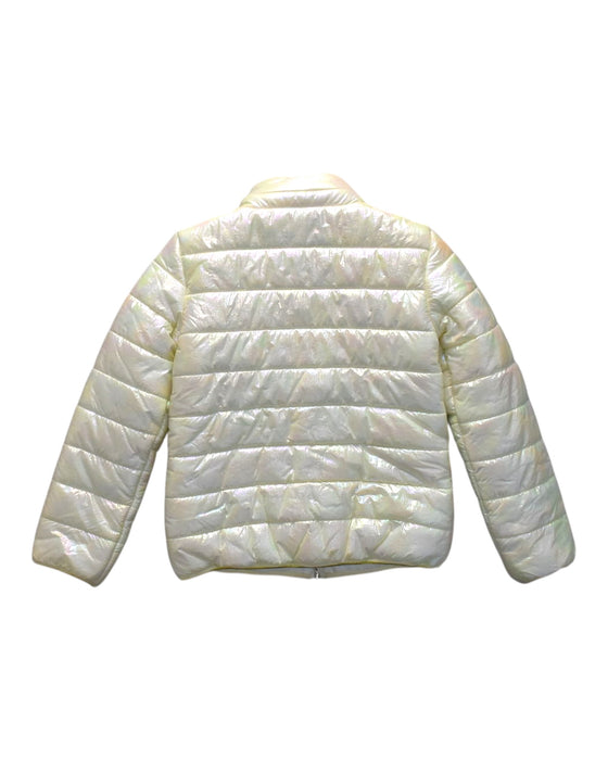 A White Puffer/Quilted Coats & Outerwear from Guess in size 8Y for girl. (Back View)