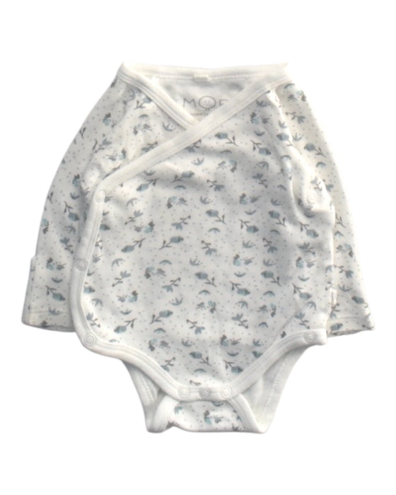 A White Long Sleeve Bodysuits from Mori in size 0-3M for girl. (Front View)