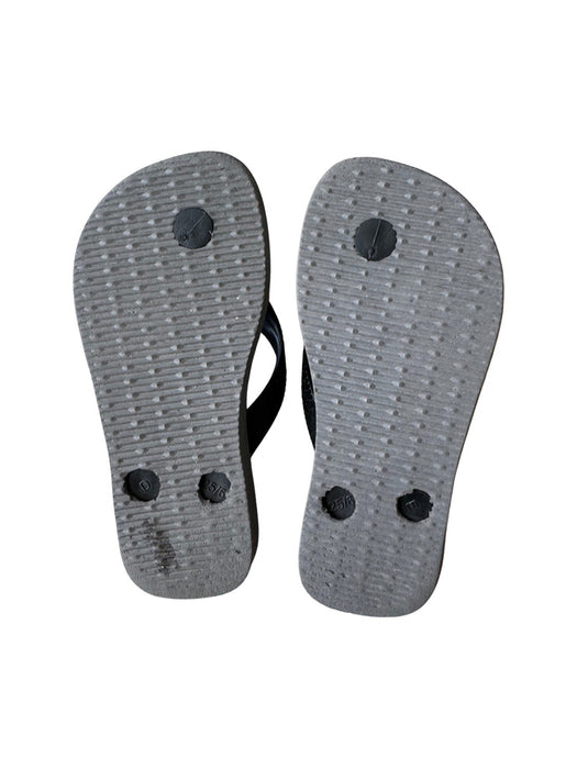 A Multicolour Flip Flops from Havaianas in size 4T for neutral. (Back View)