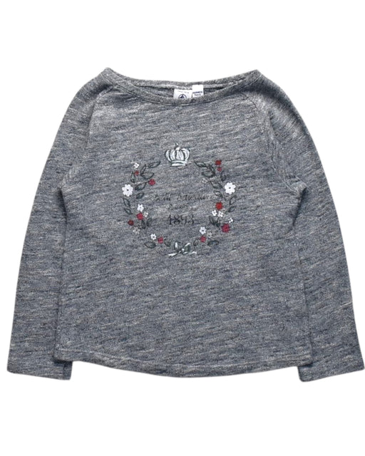 A Grey Long Sleeve Tops from Petit Bateau in size 6T for girl. (Front View)