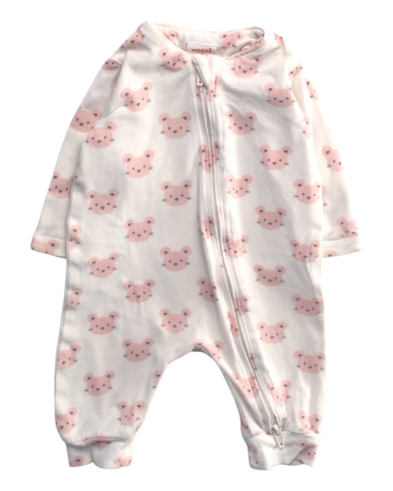 A Pink Onesies from Seed in size Newborn for girl. (Front View)