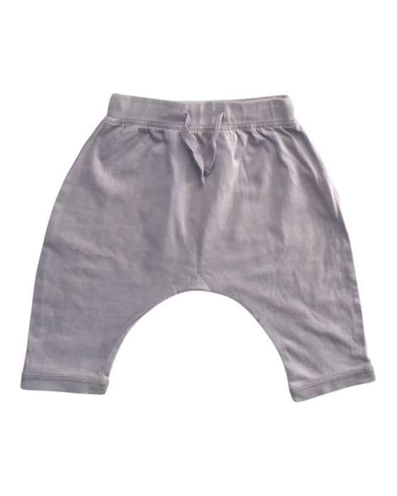 A Grey Casual Pants from Bout'Chou in size 3-6M for boy. (Front View)