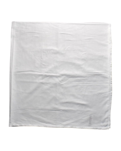 A White Swaddles from Purebaby in size O/S for neutral. (Front View)